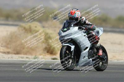 media/Apr-26-2025-BRL Bagger Racing League (Sat) [[9e270f465f]]/4-Twins Unlimited and SBK Qualifying/